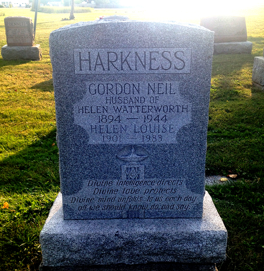 Photo of headstones/Gordon Neil Harkness 1894-1944 hdstn St Catharines Victoria Lawn Cemetery, Niagara ON